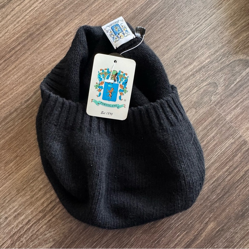 PORTOLANO Classic Black Beret - Picture 4 of 4